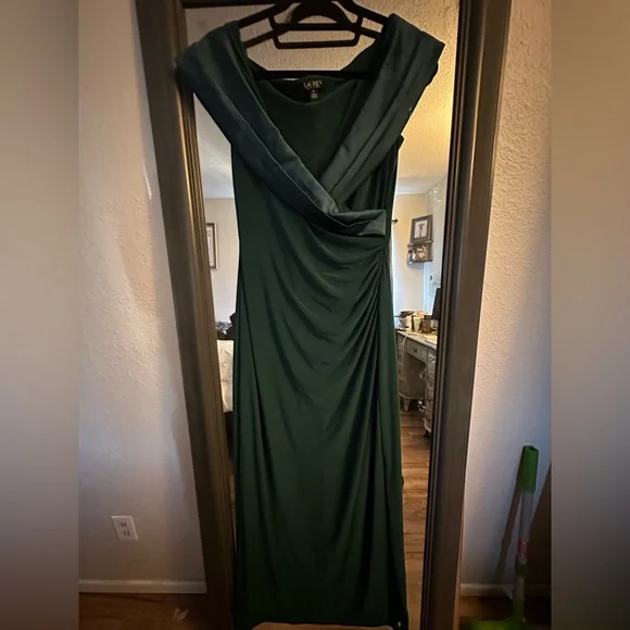 Lauren Ralph Lauren | Dresses | Lauren Ralph Lauren Emerald Green Off The Shoulder Floor Length Formal Dress | Poshmark Lauren Ralph Lauren | Dresses | Lauren Ralph Lauren Emerald Green Off The Shoulder Floor Length Formal Dress | Poshmark